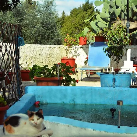 Nyaraló Moumouri's House Gasztúri